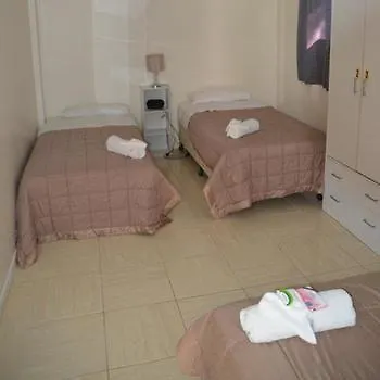 Beerwah Glasshouse Motel 3*,  Australia