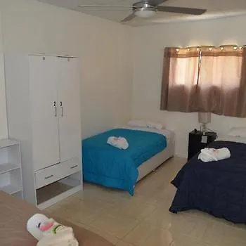 Beerwah Glasshouse Motel