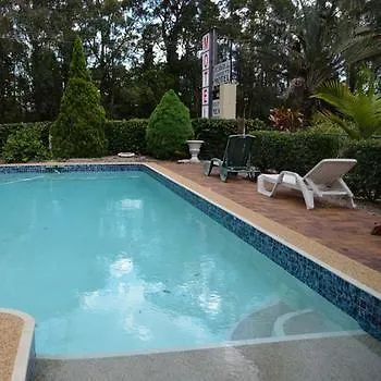 Beerwah Glasshouse Motel