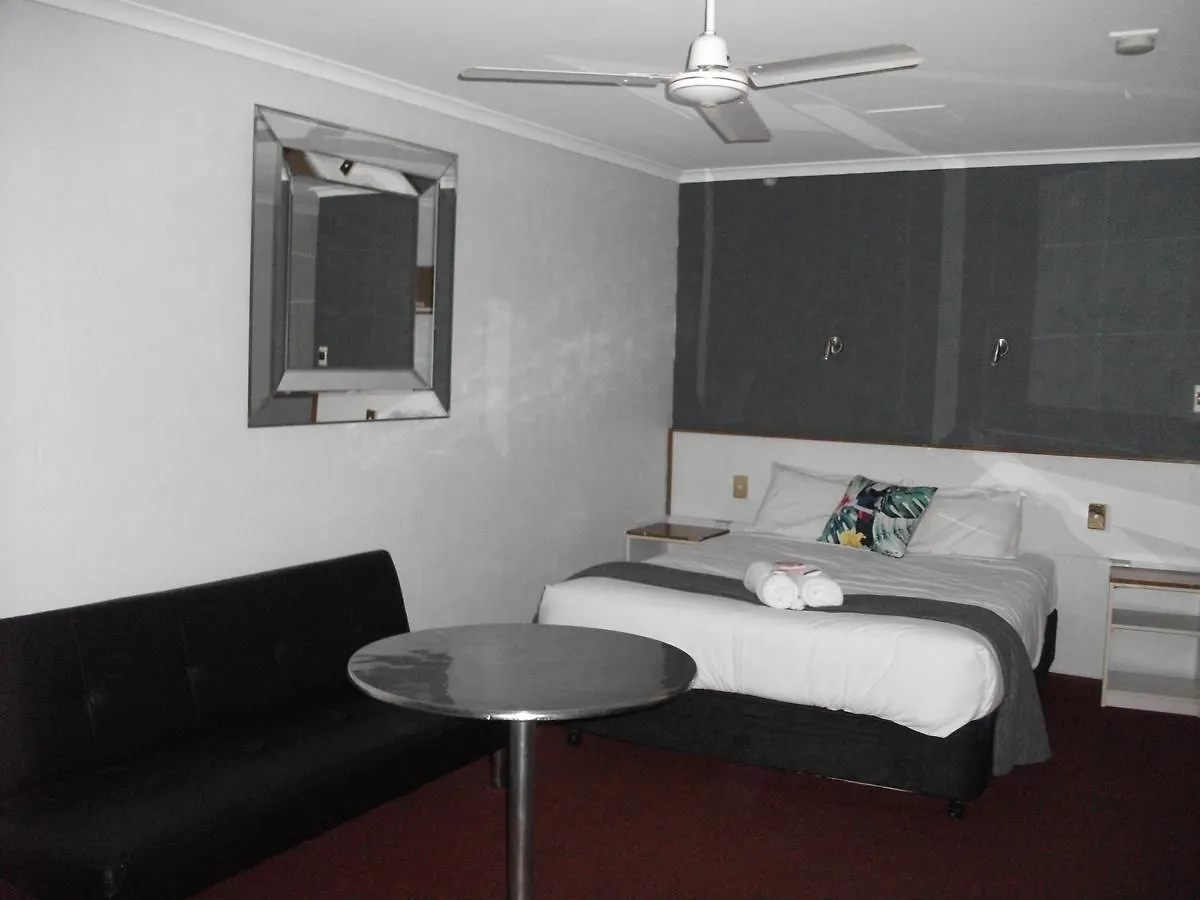 Beerwah Glasshouse Motel 3*,  Australia