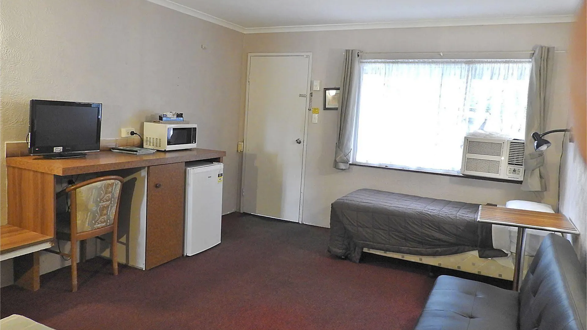 Beerwah Glasshouse Motel Australia