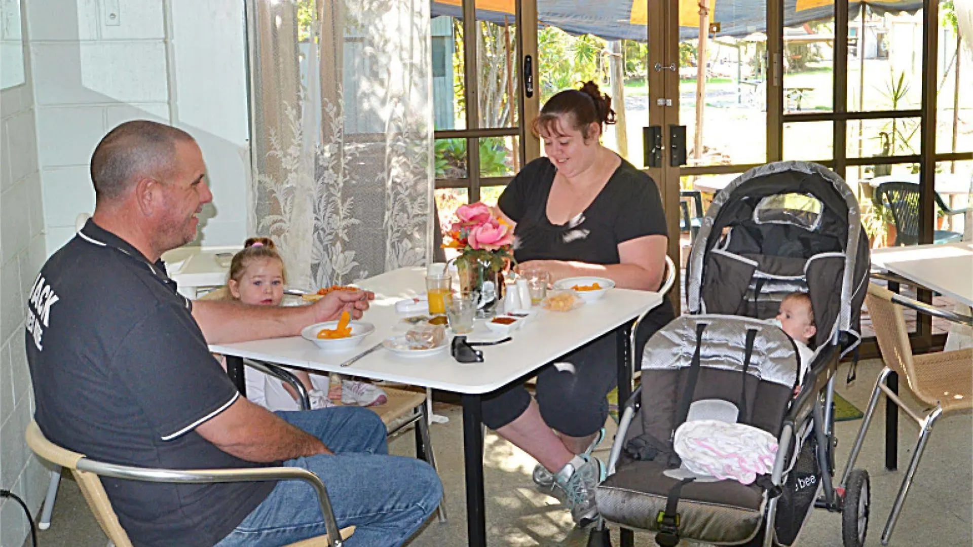 Beerwah Glasshouse Motel