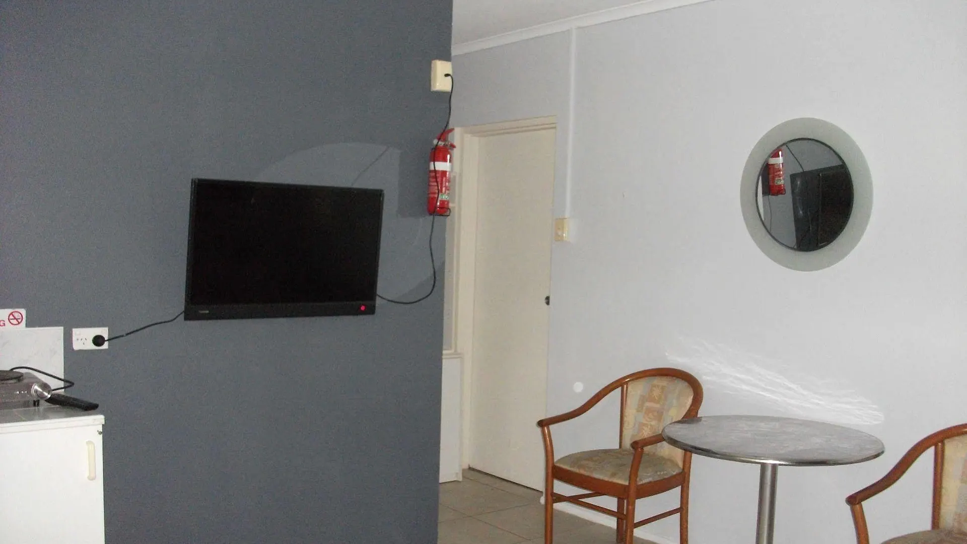 Beerwah Glasshouse Motel 3*,  Australia
